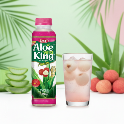 OKF Aloe Vera King Lychee Flasche 500 ml mit Glas voll Aloe-Stückchen