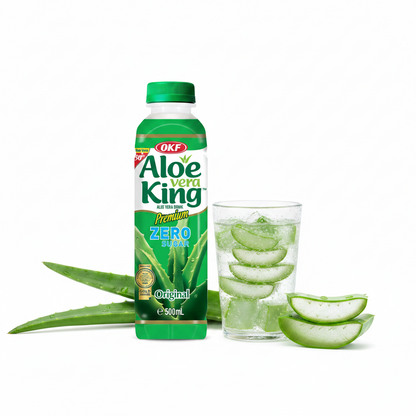 OKF Aloe Vera King Original Sugarfree ZERO Flasche 500 ml mit Glas voll Aloe-Stückchen
